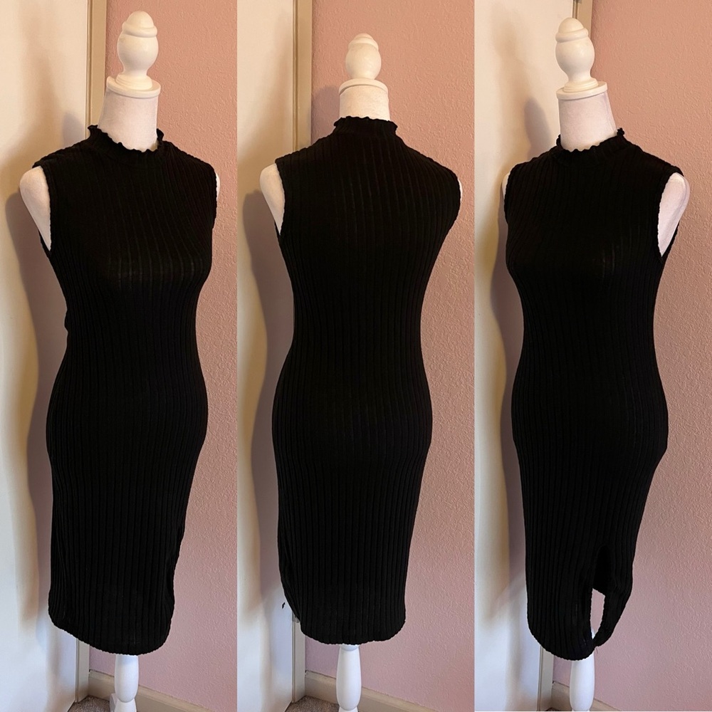 Sleeveless Ribbed Black Knit Dress with Side Slit